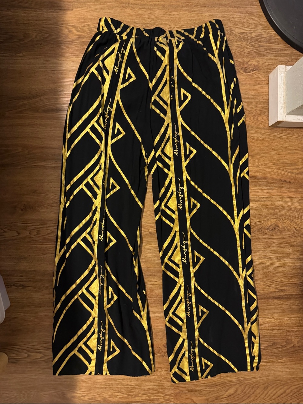 Like new Lex Breezy palazzo pants Black and gold sz XL
